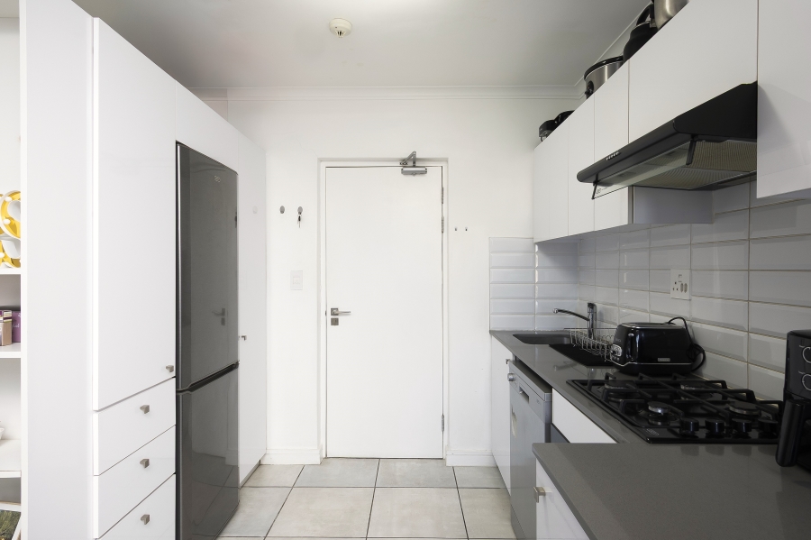 To Let 1 Bedroom Property for Rent in Paardevlei Western Cape